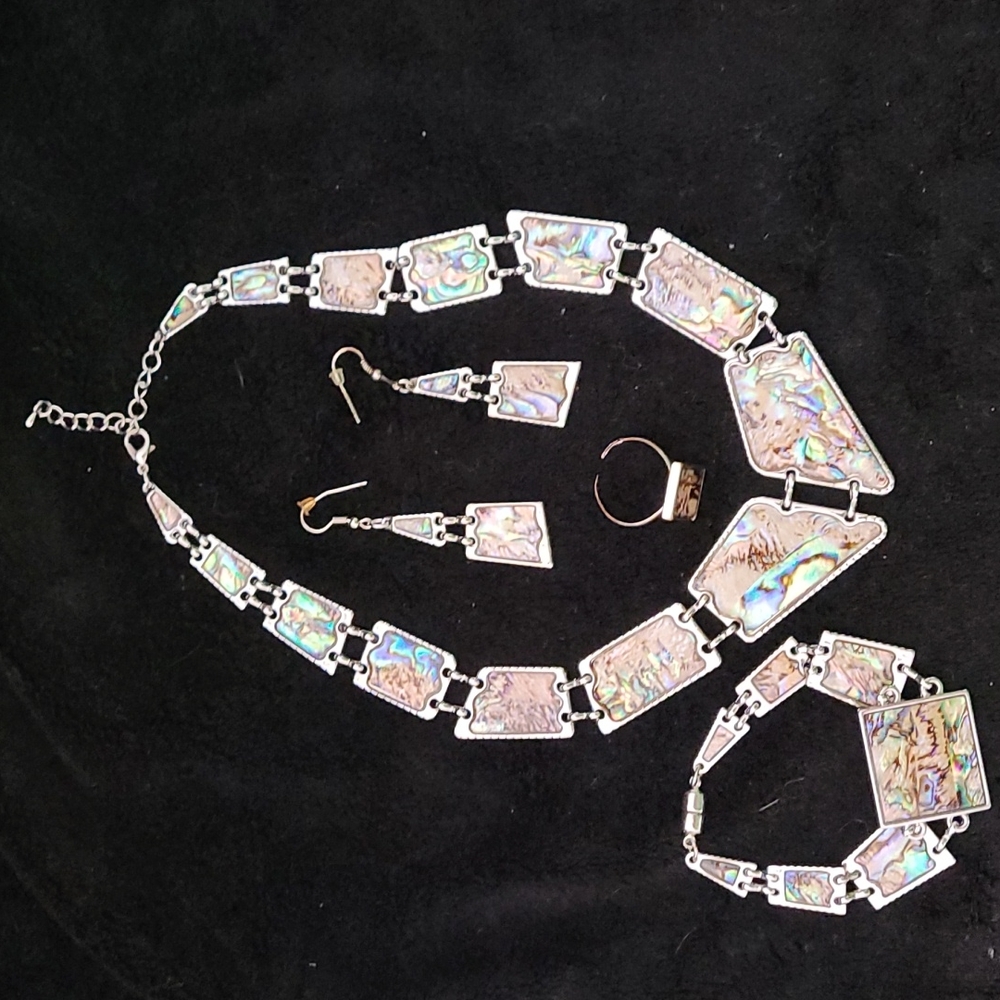 💎Vintage Costume Jewelry Set